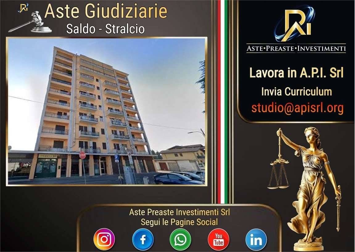 2 chambres Appartement à Oggiona con Santo Stefano, Italy No. 389850