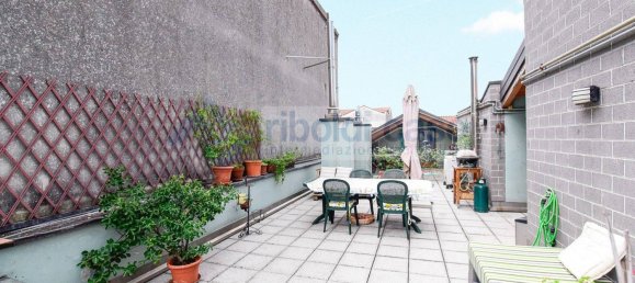 Apartamento T3 em Desio, Italy N.º 316389 4