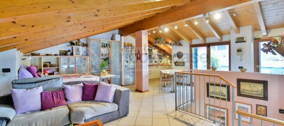 Apartamento T3 em Desio, Italy N.º 316389 11