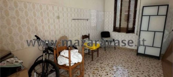 Дом с 5 комнатами в Мадзара дель Валло, Италия № 352122 12