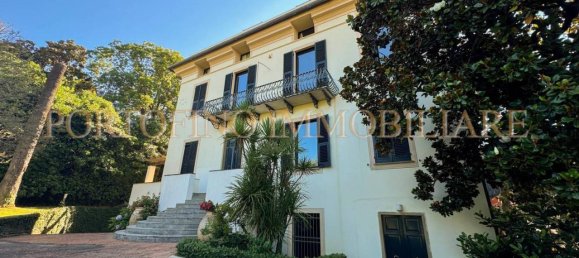 Villa de 13 habitaciónes en Rapallo, Italy No. 8314 12