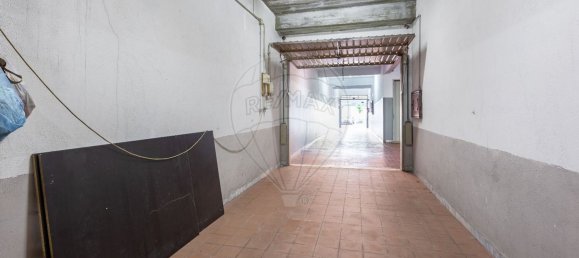 Entrepôt à Sintra, Portugal 24m² No. 74318 3