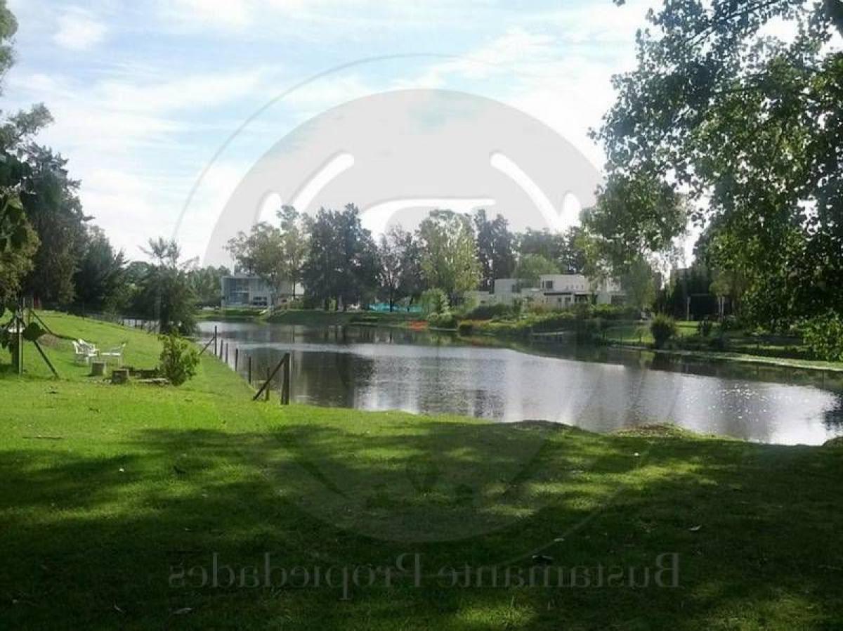 Grundstück in Tigre, Argentina, Nr. 41871