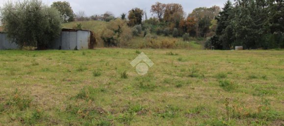 Terreno en Campli, Italy 630 m² No. 143593 3