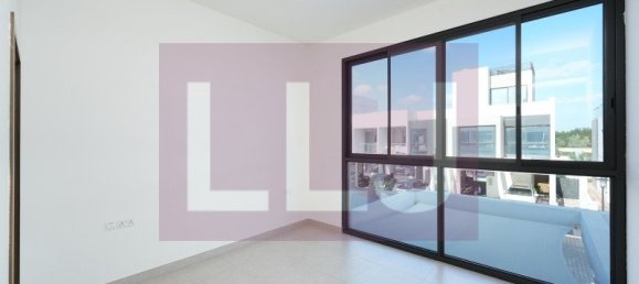 4 chambres Maison de ville à Abu Dhabi, UAE No. 38401 21