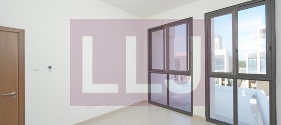 4 chambres Maison de ville à Abu Dhabi, UAE No. 38401 23