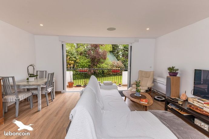 2 bedrooms Apartment in Billere, France No. 279700