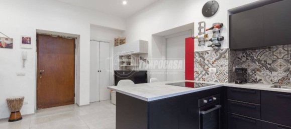 2 Schlafzimmer Wohnung in Milan, Italy, Nr. 274570 6