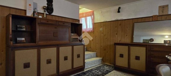 4 Schlafzimmer Haus in Castel d'Azzano, Italy, Nr. 59707 37