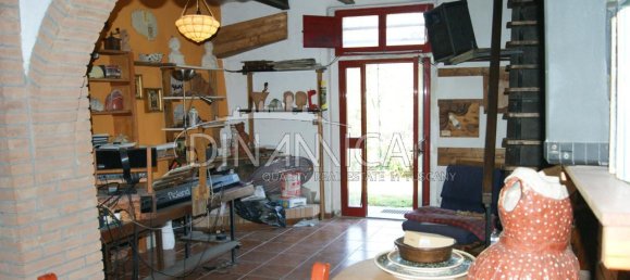 10-salle Maison à Chianni, Italy No. 238229 19