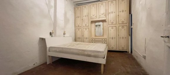 2 bedrooms Apartment in Siena, Italy No. 121050 10