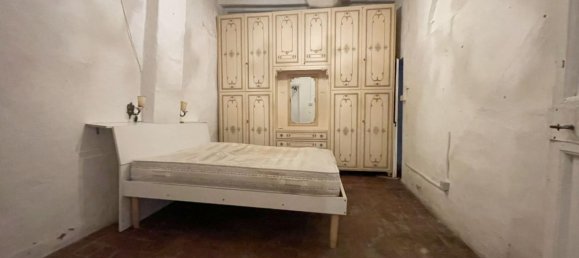 2 bedrooms Apartment in Siena, Italy No. 121050 9