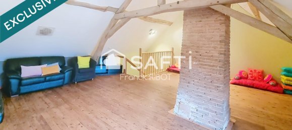 3 bedrooms House in Yonne, France No. 196352 5