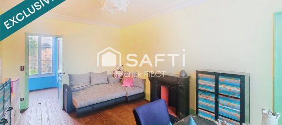 3 bedrooms House in Yonne, France No. 196352 9