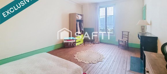 3 bedrooms House in Yonne, France No. 196352 8