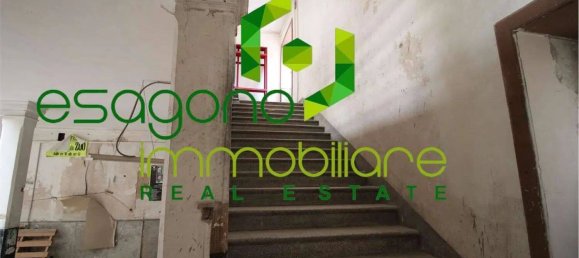 500m² Building in Syracuse, Italy No. 350666 12