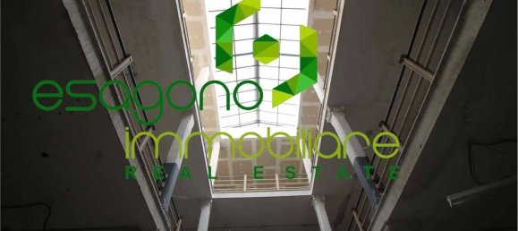 500m² Building in Syracuse, Italy No. 350666 8