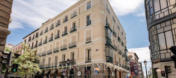 3 bedrooms Apartment in Madrid, Spain No. 183390 16