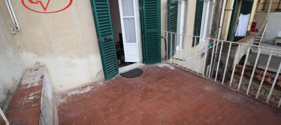 4 rooms Apartment in Montevarchi, Italy No. 230909 7