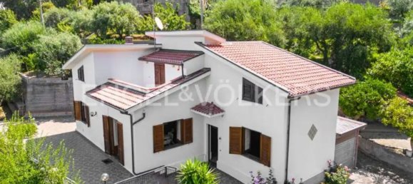 7 rooms Villa in Naso, Italy No. 112702 11