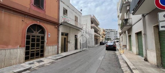 Casa T2 em Brindisi, Italy N.º 228421 2