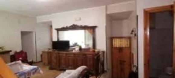 5 rooms Apartment in Subiaco, Italy No. 101720 10