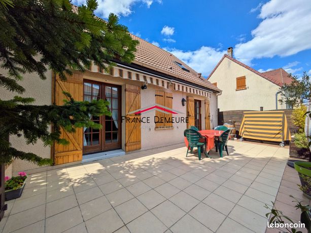 4 bedrooms House in Le Plessis-Bouchard, France No. 359084