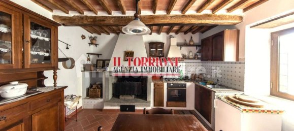 2 bedrooms Villa in Pescia, Italy No. 158923 6