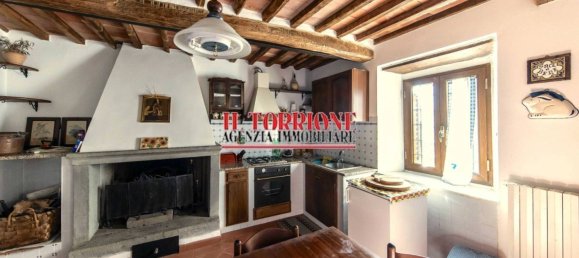2 bedrooms Villa in Pescia, Italy No. 158923 4