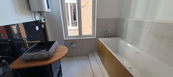 Apartamento de 2 dormitorios en Charleville-Mezieres, France No. 235214 10