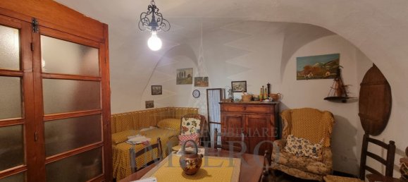 4 rooms Apartment in Pigna, Italy No. 261611 18
