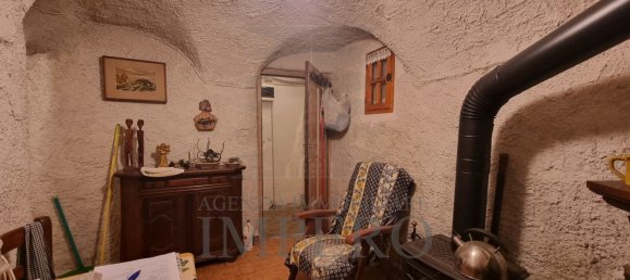 4 rooms Apartment in Pigna, Italy No. 261611 3