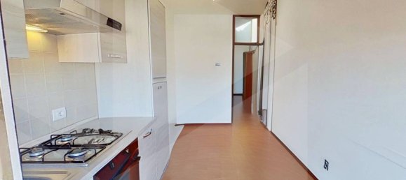 Studio in Monza, Italy, Nr. 23987 20