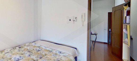 Studio in Monza, Italy, Nr. 23987 13