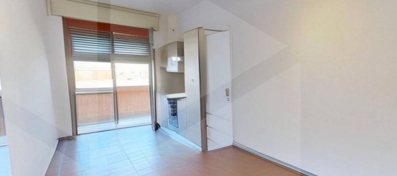 Studio in Monza, Italy, Nr. 23987 26