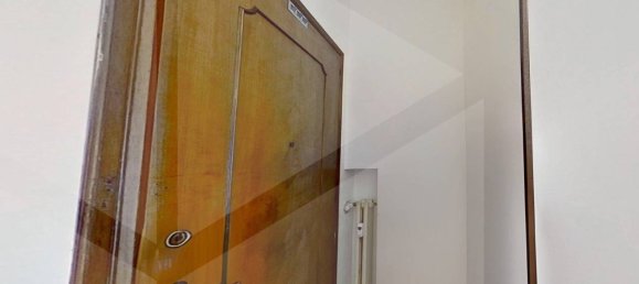 Studio in Monza, Italy, Nr. 23987 28