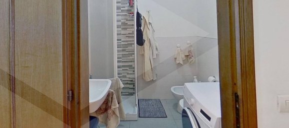 Studio in Monza, Italy, Nr. 23987 3