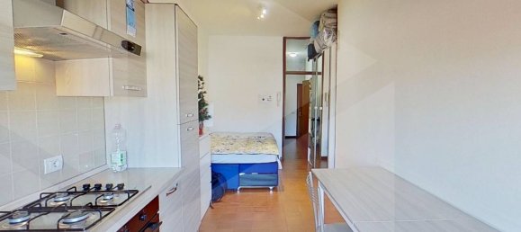 Studio in Monza, Italy, Nr. 23987 6