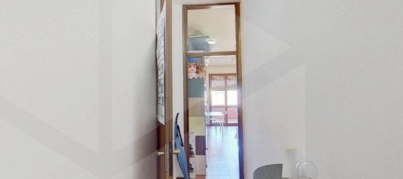 Studio in Monza, Italy, Nr. 23987 9