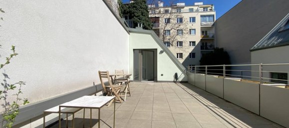 2 rooms Townhouse in Josefstadt, Austria No. 169123 3