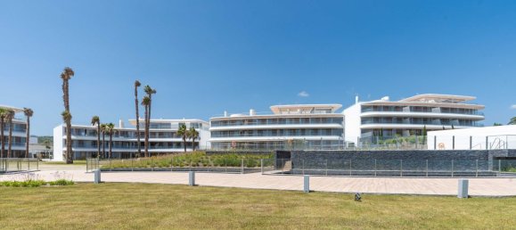 4 bedrooms Apartment in Estepona, Spain No. 2924 25