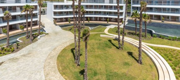 4 bedrooms Apartment in Estepona, Spain No. 2924 30