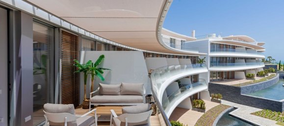 4 bedrooms Apartment in Estepona, Spain No. 2924 23