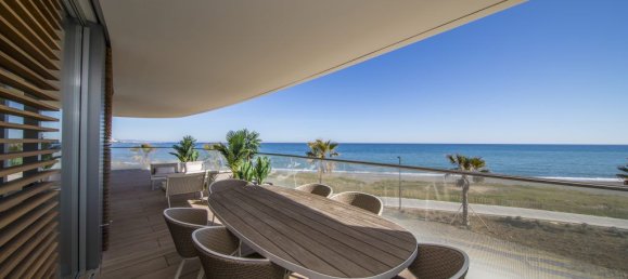 4 bedrooms Apartment in Estepona, Spain No. 2924 3