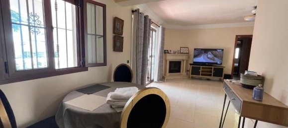 3 غرف نوم فيلا في Fuengirola, Spain رقم 256428 10