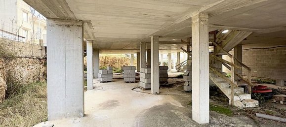 Квартира с 3 комнатами в Чистернино, Италия № 190888 2