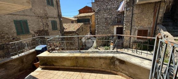 3 Schlafzimmer Wohnung in Piglio, Italy, Nr. 259265 12