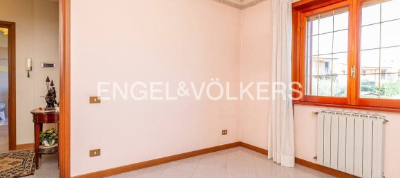 4 bedrooms Villa in Frascati, Italy No. 102235 18