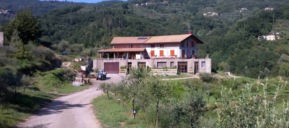 20 Schlafzimmer Haus in Fivizzano, Italy, Nr. 300275 5