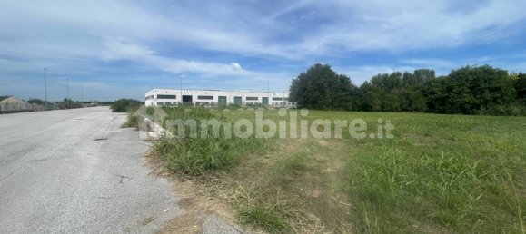 Terrain à Ferrara, Italy 3000m² No. 280609 7